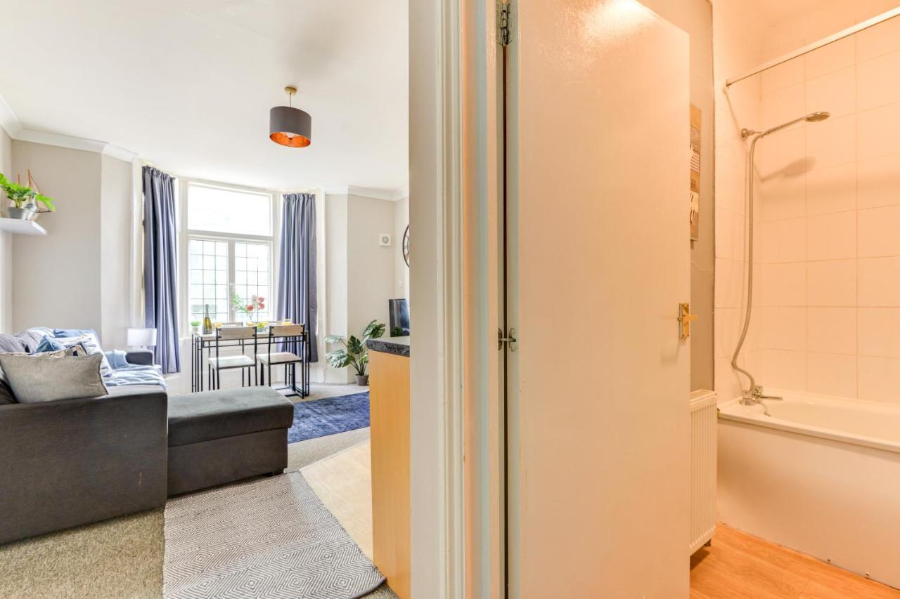 2 Bedroom Apartment - Queens Square Flat 1 Брайтонн Экстерьер фото